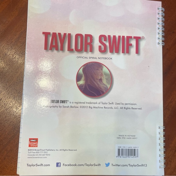 Taylor Swift Notebook - Picture 2 of 9